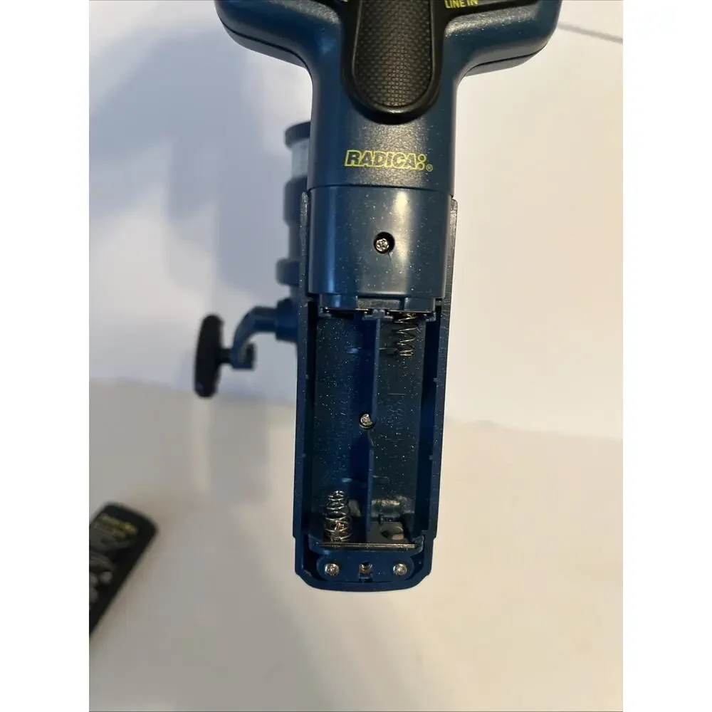 Radica Ultimate Bass Fishin Handheld Electronic Game Tested Working.